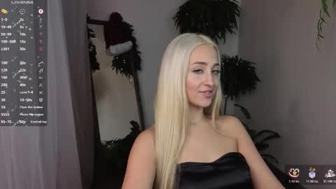 Snapshot of here_wego_again_ chatting on 12/16/25, 02:16 Elise online show from 12/16/25, 02:16