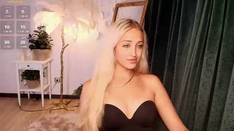 Elise online show from 08/05/26, 02:25