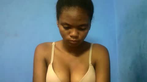 herisse01 online show from 04/20/26, 04:15