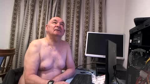mature online show from 01/01/25, 06:05