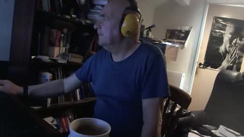 mature online show from 01/09/25, 08:45