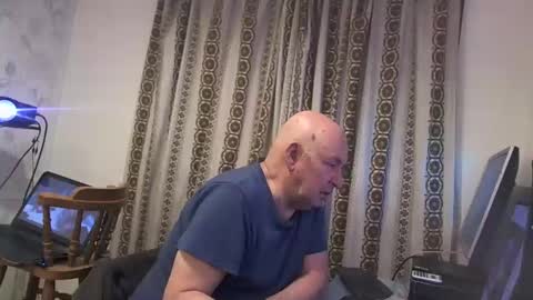 mature online show from 01/20/25, 07:04