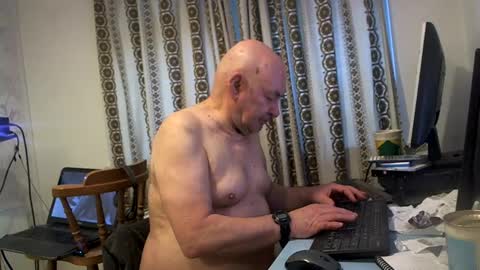 mature online show from 02/12/25, 08:27