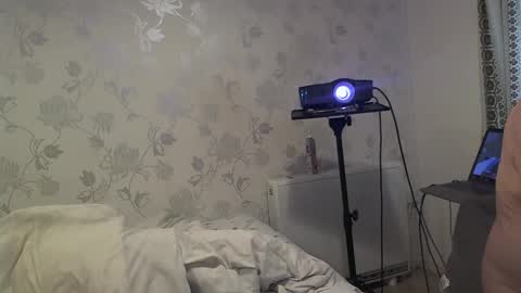 mature online show from 09/10/25, 07:41