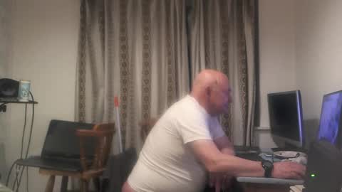 mature online show from 06/08/26, 09:48