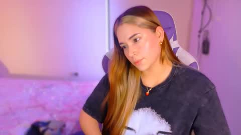 hermione_blonde online show from 02/26/26, 10:58