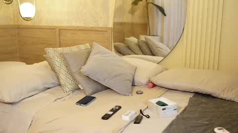 Snapshot of hermionescott chatting on 01/15/25, 12:47 Hermione Scott online show from 01/15/25, 12:47