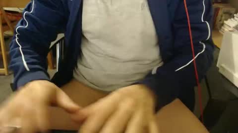 Snapshot of hero0111 chatting on 09/11/25, 02:39 hero0111 online show from 09/11/25, 02:39