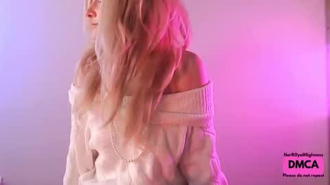 Holly online show from 02/17/26, 09:10