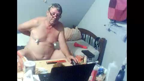 Snapshot of herry140 chatting on 10/11/25, 04:55 herry140 online show from 10/11/25, 04:55