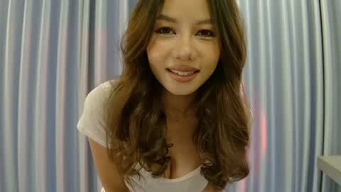 Snapshot of hersheys_aran chatting on 06/14/26, 08:16 Aran online show from 06/14/26, 08:16