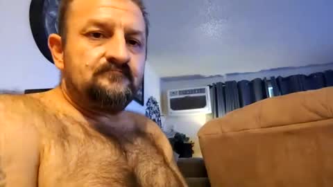 Snapshot of hesh420co chatting on 12/21/24, 10:30 hesh online show from 12/21/24, 10:30