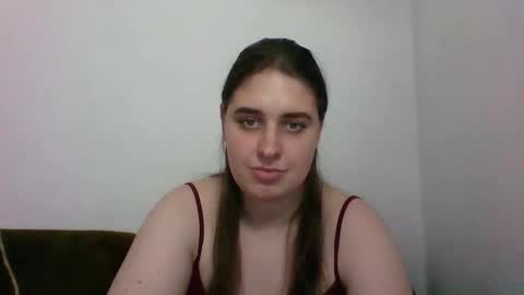 hess_luna_ online show from 10/03/25, 09:39