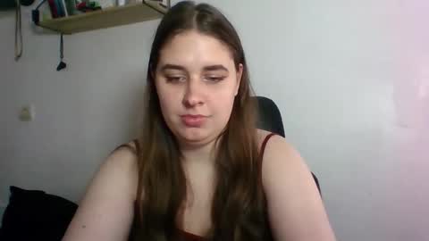 hess_luna_ online show from 10/23/25, 09:08