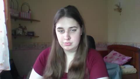 hess_luna_ online show from 12/23/25, 10:13