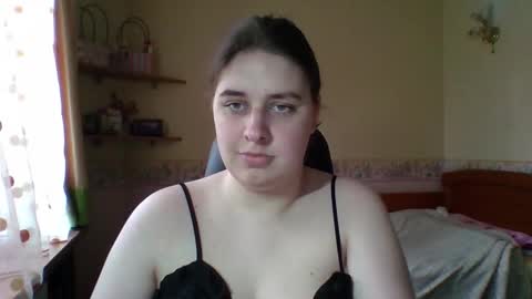 hess_luna_ online show from 03/30/26, 09:10