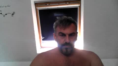 Snapshot of hessenboy_ffm chatting on 06/25/26, 07:57 hessenboy_ffm online show from 06/25/26, 07:57