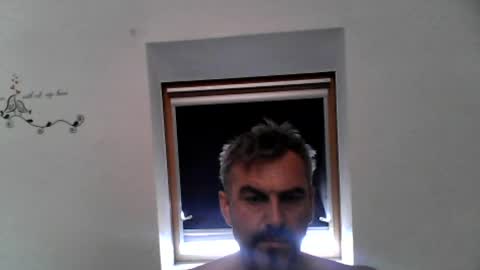 Snapshot of hessenboy_ffm chatting on 06/26/26, 07:02 hessenboy_ffm online show from 06/26/26, 07:02