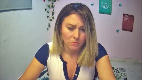 Hestesiaxx online show from 02/19/26, 11:01