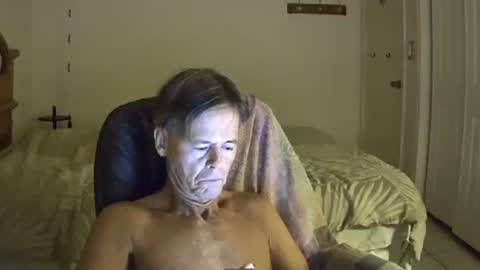 hewes1 online show from 12/15/25, 11:03