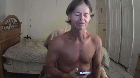 hewes1 online show from 04/23/26, 08:35