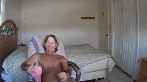 hewes1 online show from 07/22/26, 11:57