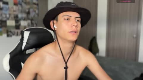 hey_cesard online show from 10/23/25, 03:22