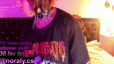 Noraly  online show from 10/19/25, 04:13