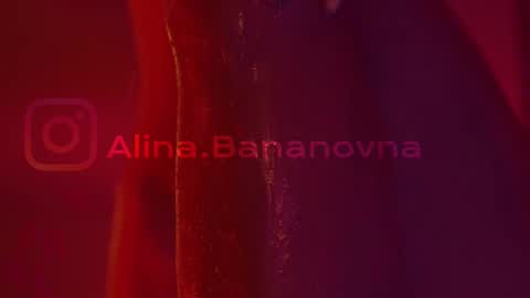 Snapshot of heybanan chatting on 03/02/25, 07:32 Alina online show from 03/02/25, 07:32