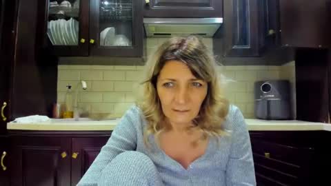 Snapshot of heyheygrey chatting on 02/03/25, 10:14 Heyheygrey online show from 02/03/25, 10:14