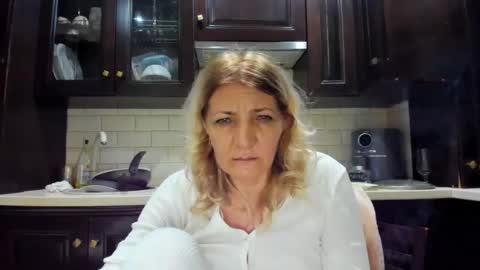 Snapshot of heyheygrey chatting on 02/24/25, 01:57 Heyheygrey online show from 02/24/25, 01:57