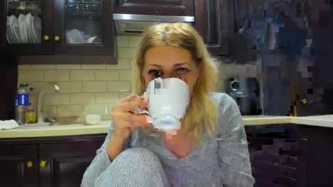 Snapshot of heyheygrey chatting on 03/09/25, 04:16 Heyheygrey online show from 03/09/25, 04:16