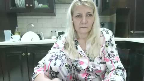 Heyheygrey online show from 04/24/26, 08:44