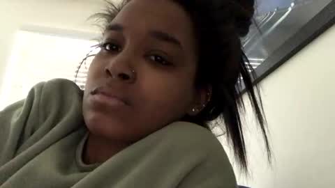 heyyou301990 online show from 10/24/25, 07:32