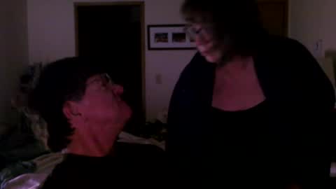 Snapshot of hg99too chatting on 12/29/24, 03:13 hg99too online show from 12/29/24, 03:13