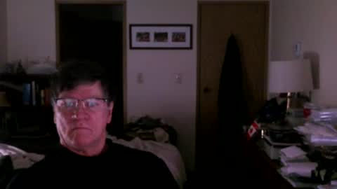Snapshot of hg99too chatting on 01/03/25, 02:51 hg99too online show from 01/03/25, 02:51