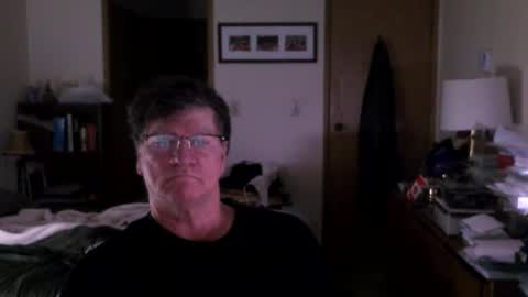 Snapshot of hg99too chatting on 01/04/25, 02:14 hg99too online show from 01/04/25, 02:14