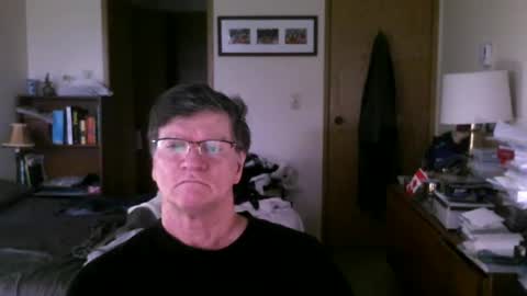 Snapshot of hg99too chatting on 01/04/25, 05:16 hg99too online show from 01/04/25, 05:16