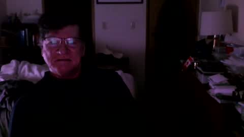 Snapshot of hg99too chatting on 01/06/25, 03:19 hg99too online show from 01/06/25, 03:19