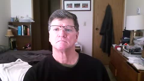 Snapshot of hg99too chatting on 02/12/25, 05:58 hg99too online show from 02/12/25, 05:58
