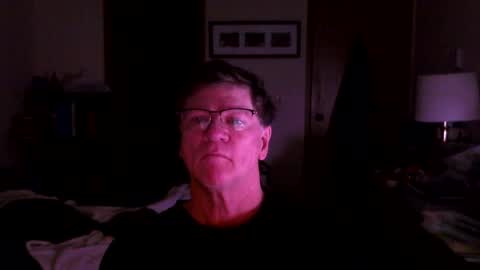 Snapshot of hg99too chatting on 02/14/25, 02:33 hg99too online show from 02/14/25, 02:33