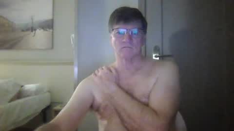 Snapshot of hg99too chatting on 03/06/25, 09:53 hg99too online show from 03/06/25, 09:53