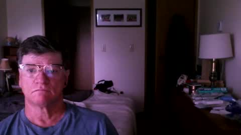 Snapshot of hg99too chatting on 09/08/25, 02:38 hg99too online show from 09/08/25, 02:38