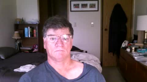 Snapshot of hg99too chatting on 09/10/25, 02:28 hg99too online show from 09/10/25, 02:28
