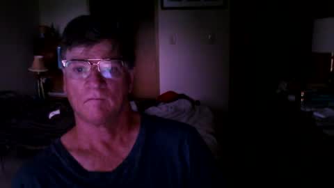 Snapshot of hg99too chatting on 09/14/25, 02:16 hg99too online show from 09/14/25, 02:16
