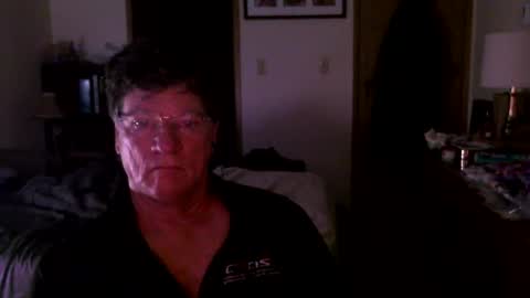 Snapshot of hg99too chatting on 10/12/25, 02:27 hg99too online show from 10/12/25, 02:27