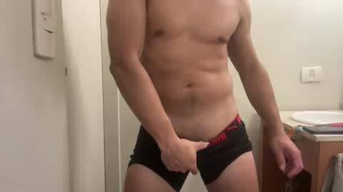 hhernan1 online show from 03/17/26, 05:00