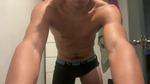 hhernan1 online show from 03/20/26, 10:14