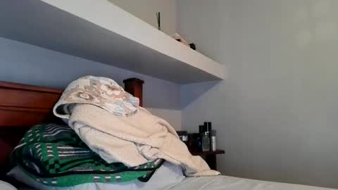 jafet online show from 04/19/26, 06:10