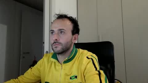 hhombre online show from 12/18/25, 02:01